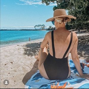 XS Andie Swim Montauk Black Low Back, High Neck One Piece